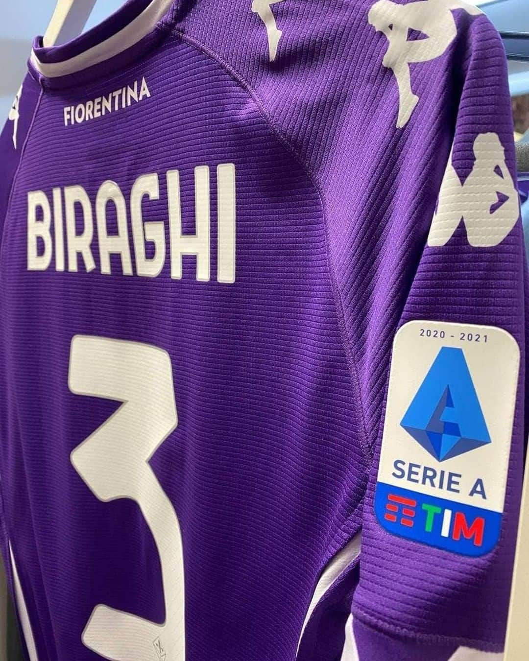 ACFフィオレンティーナさんのインスタグラム写真 - (ACFフィオレンティーナInstagram)「Changing room ready ✅  #ForzaViola 💜 #FiorentinaInter #Fiorentina #ACFFiorentina #SerieA #Biraghi #Kokorin #Malcuit #Rosati #Kouame #MartinezQuarta #Amrabat」2月6日 2時25分 - acffiorentina