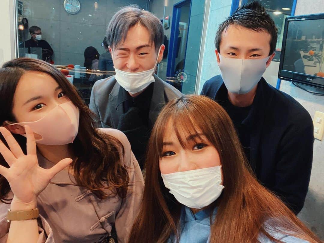 藤田早希さんのインスタグラム写真 - (藤田早希Instagram)「本日22時はSaturday What's up RADIO ゲストの夜天光君なんですけど、 セーラームーンに夜天君て居たのよね。 調べたら夜天光だったよ。 今気づいたよ。 えってなってるよ。 セーラームーン知らない子居るんだよね。 ジェネレーションギャップだよ。 今日もよろしくお願いします。 ※ラジオ中は鼻マスクしていません. . ☆☆☆☆☆☆☆☆☆☆☆☆☆☆☆. .  Today at 22:00 Saturday What's up RADIO  I'm the guest, Tenko-kun,  You were at Sailor Moon at night.  When I looked it up, it was night sky.  I just noticed.  It's supposed to be.  There is a child who doesn't know Sailor Moon.  It's a generation gap.  Thank you also today. .  오늘 22시는 Saturday What 's up RADIO  손님 밤 하늘 빛 군의 건데,  세일러 문에 夜天 군 て 있던군요.  알아 보니 밤 하늘 빛 더라.  지금 눈치 더라.  えて되어있어.  세일러 문 모르는 아이 위치한 지요.  세대 차이이야.  오늘도 잘 부탁합니다. . ☆☆☆☆☆☆☆☆☆☆☆☆☆☆☆. . . .  #ラジオ #ラジオパーソナリティー #radio #radiopersonality #라디오 #라디오스타 . . . .」2月6日 11時58分 - sakifujita