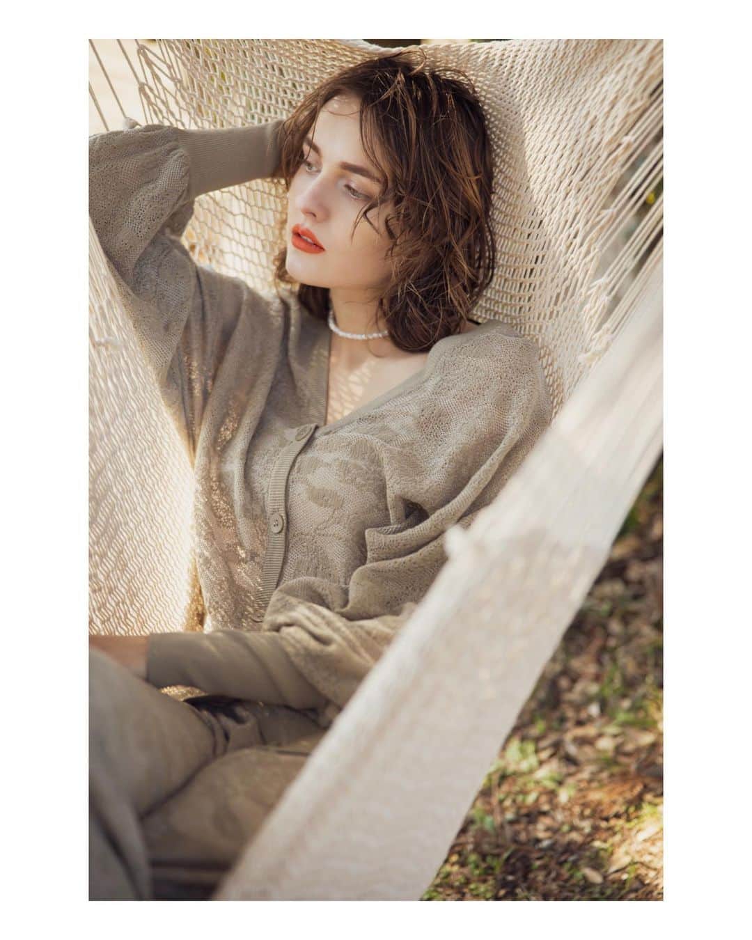 デュラスアンビエントのインスタグラム：「AMBIENT SPRING 2021 COLLECTION リーフモチーフや花柄を組み合わせた、上品なパネル柄が特徴のオリジナルレース柄を贅沢に施した、ニットの2ピース。 光沢糸を絡ませた繊細な素材で、透け感が女らしく春らしいニュアンスたっぷりの軽やかなアイテム  ▫️ 𝗟𝗮𝗰𝗲 𝗰𝗮𝗿𝗱𝗶𝗴𝗮𝗻 〈Light green,Pink,Black〉  ▫️𝗟𝗮𝗰𝗲 𝗸𝗻𝗶𝘁 𝗽𝗮𝗻𝘁𝘀 〈Light green,Pink,Black〉 ＿＿＿＿＿＿＿＿＿＿＿＿＿＿＿＿＿＿＿＿ www.ambient-online.com @ambientofficial #アンビエント#ambient_official #springcollection #spring2021」