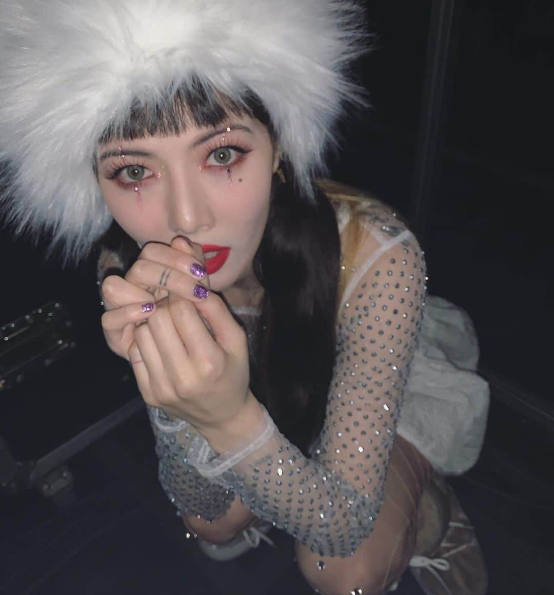 ヒョナ さんのインスタグラム写真 - (ヒョナ Instagram)「🤪✨」2月6日 12時03分 - hyunah_aa