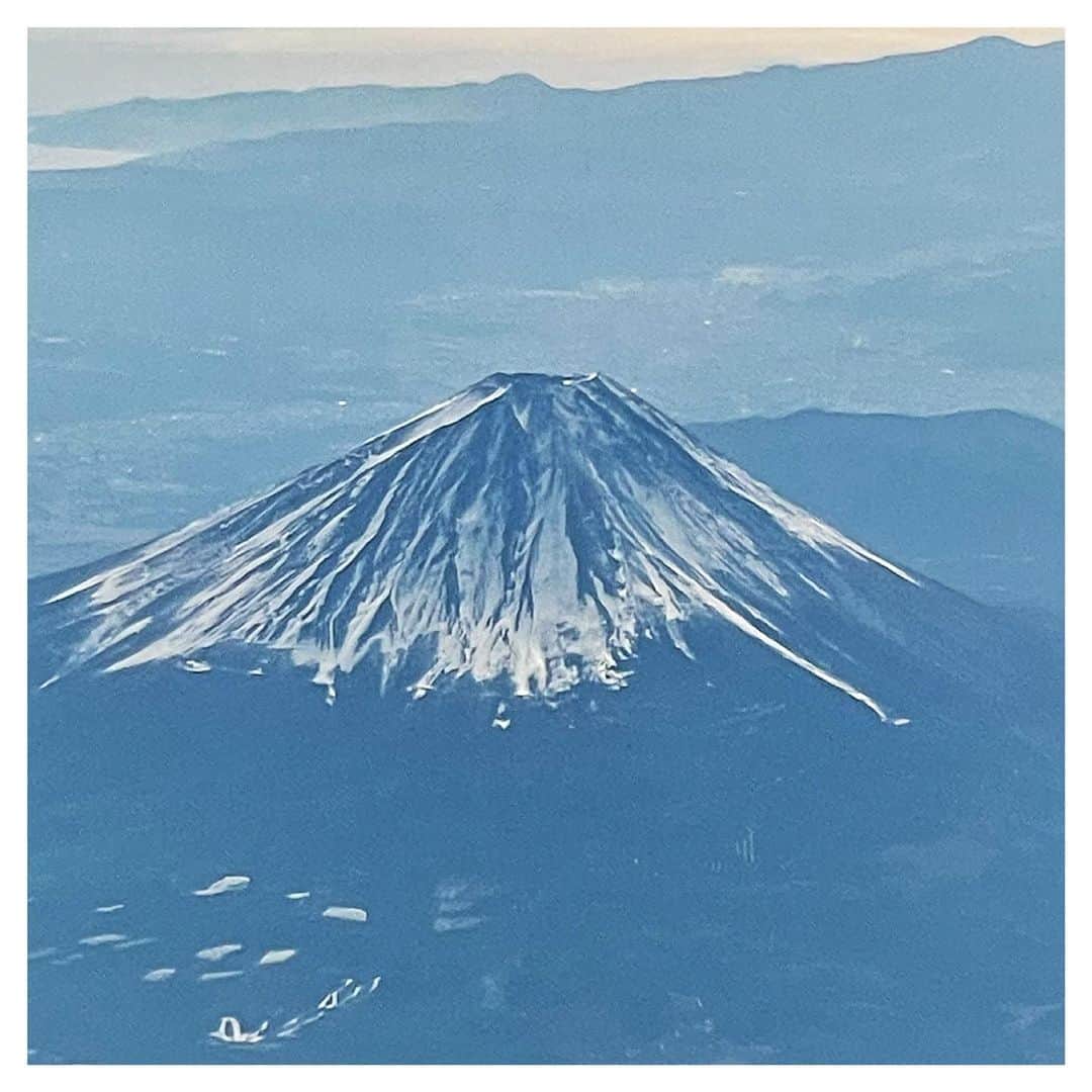さだまさしさんのインスタグラム写真 - (さだまさしInstagram)「今日の富士山🗻 . #富士山 #さだまさし #sadamasashi」2月6日 12時09分 - sada_masashi