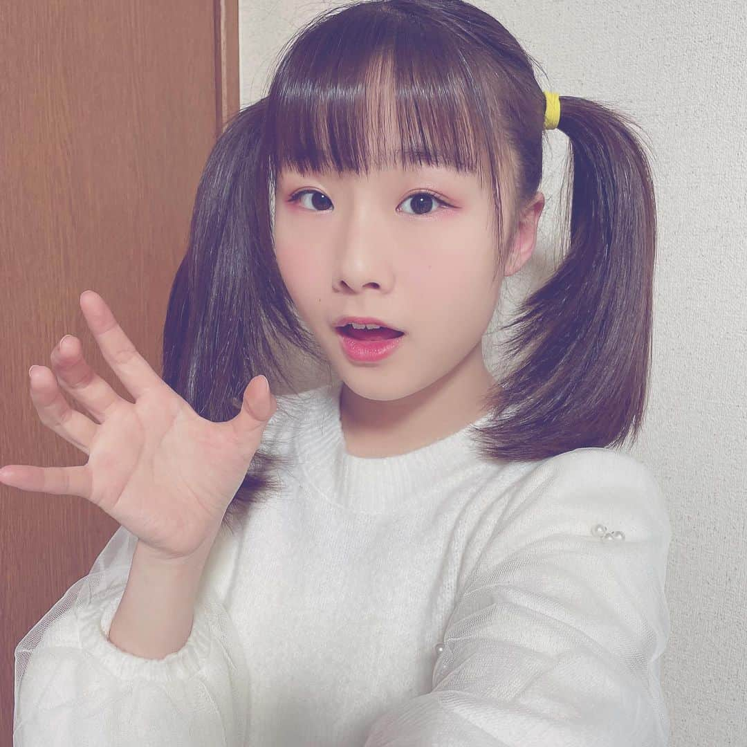 新倉愛海さんのインスタグラム写真 - (新倉愛海Instagram)「ぴょこぴょこ🐰💓﻿ ﻿ #アプガ2 #アイドル #セルフィー #ツインテール #ツインテール女子」2月6日 12時37分 - ami_niikura_uug2ki