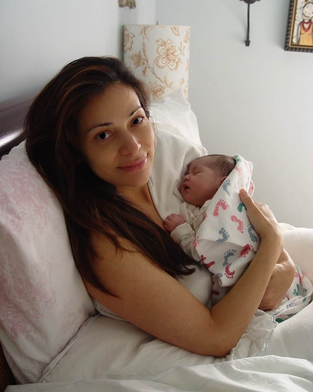 コンスタンス・マリーさんのインスタグラム写真 - (コンスタンス・マリーInstagram)「#FBF 12 years ago today! I was about to embark on the best journey EVER! I became a MAMA! ✨💕🙏🏽✨  Mother to the sweetest little soul Luna-Marie  ✨💕☺️✨  There are not enough words to express how much gratitude fills my heart at how blessed I am to have her in my life. ✨💕✨  HAPPY BIRTHDAY to my Sunshine! ☀️💕☀️💕  She is: strong, kind, smart, goofy, & Beautiful inside & out.  I wake up every day and try to be worthy of this title: #Mama #Mommy #Mom #Ma The job can be a tough one but she deserves the best I have to give. ✨💪🏽✨  EVEN IF some days I am barely getting by, My love for her makes me want to be stronger, More patient than I want to be, And EXHAUSTED! (Moms I know you know what I am talking about) 🤣😂🤣 But she is so worth it! #HappyBirthday #Sunshine #CutiePie #SweetPea #Daughter #Love #Aquarius #Friday #FeelGoodFriday #FlashbackFriday」2月6日 4時15分 - goconstance