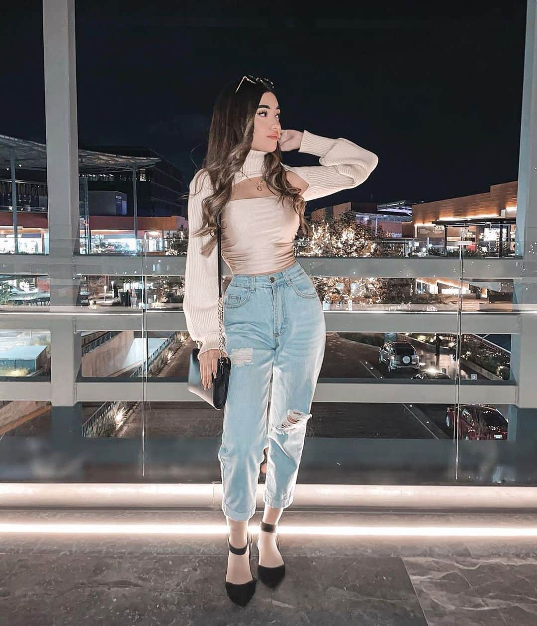 SHEINのインスタグラム：「Make every outfit count ✨  @danielasolorio_  Shop Item #: 1576098  #SHEINgals #SHEINstyle #SHEINSS21 #chic」