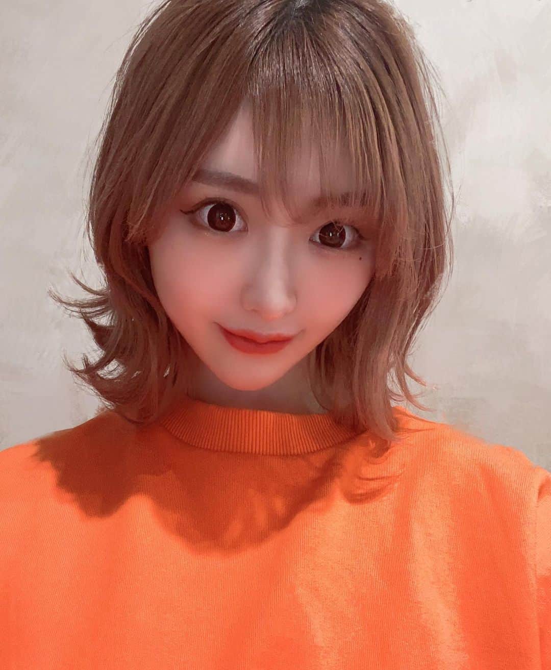 夢咲ゆめのインスタグラム：「﻿ 嫌な事や泣けてくる事なんて山ほどあるだからこそ、笑顔で楽しく居れる時間が幸せ😌🤍﻿ ﻿ そんな時間をゆめに与えてくれて関わってくれてるみんなにありがとうだな🥲💕﻿ ﻿ .﻿ .﻿ #愛知 #名古屋 #名駅 #錦三丁目 #錦 #錦3 #キャバクラ #キャバ嬢 #ショートカット #ヘアセット  #シャンパン #整形 #歌舞伎町 #北新地 #ミナミ #祇園 #中洲 #すすきの #nagoya #ootd #follow #followｍe」