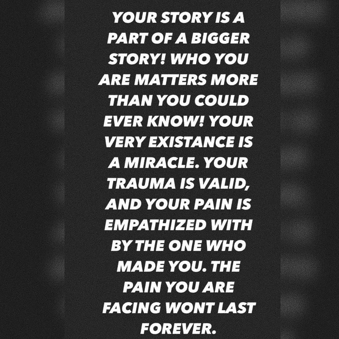 ジャスティン・ビーバーのインスタグラム：「We have all struggled with our worth to some degree. Class systems, religion and society have made us all feel unimportant. But I can assure you YOU are VALUABLE, not  because I’m saying it but because GOD SAYS IT. Your worth isn’t defined by your success, its defined by who God says you are. He says you are forgiven, chosen, LOVED! I really believe Jesus’s forgiveness is the answer to our shame and our feelings of helplessness. I’m sharing because it has really allowed me to be free. Love you guys regardless of what you believe, my heart is just to express what has helped me with love.」