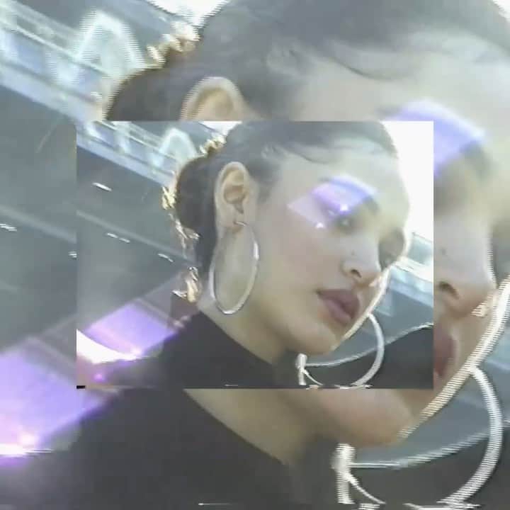 ルナ・ブライズ・ボイドのインスタグラム：「@numero_netherlands 🌪 photos: @rayscorruptedmind  video: @lu2000k  stylist: @donte_mcguine  creative producer: @sahtia_rivers  editor: @timiletonja  hair and make-up: @beatbyturino」