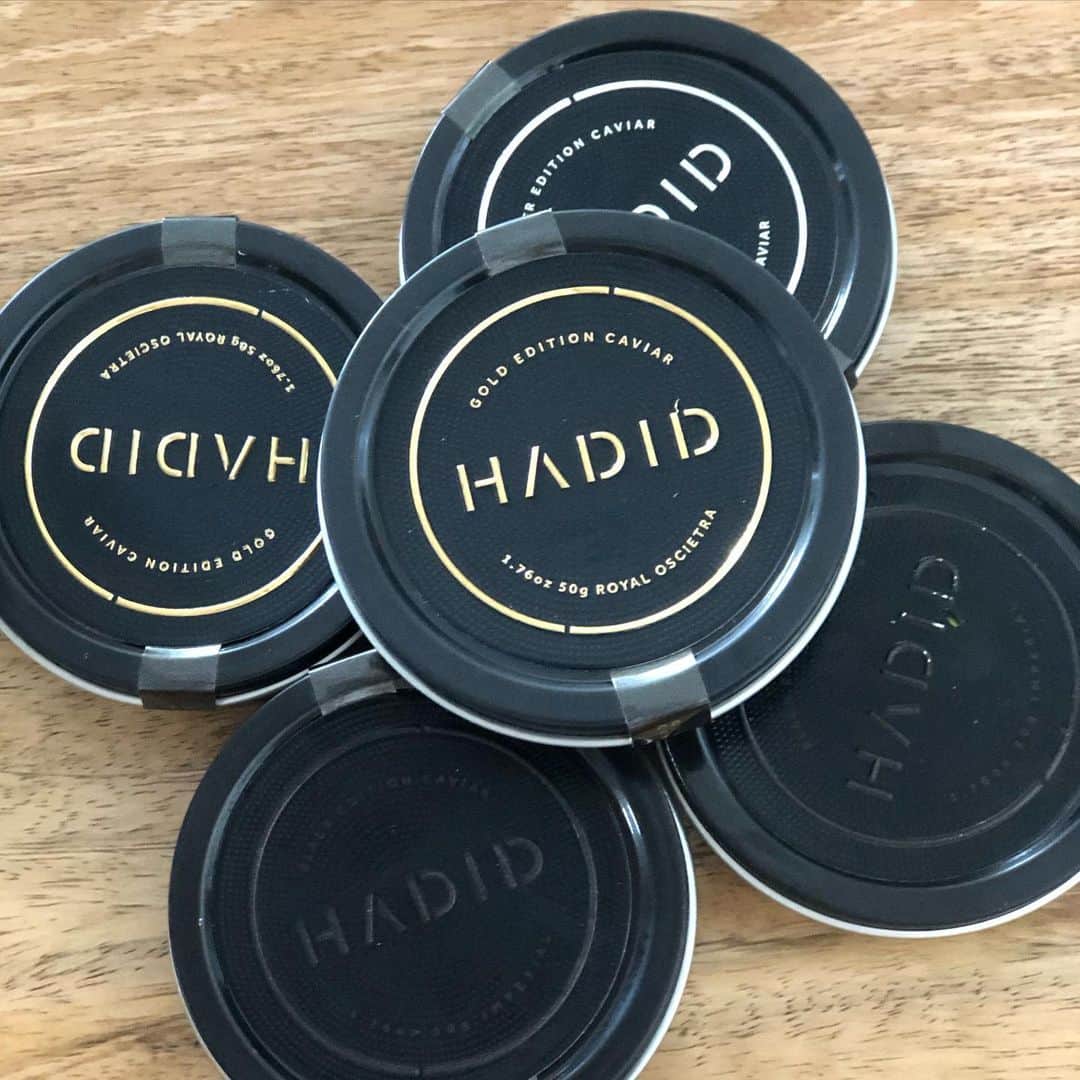 Nargis Fakhri さんのインスタグラム写真 - (Nargis Fakhri Instagram)「An Everyday afternoon snack with @hadidcaviar  . . . . #caviar #hadidcaviar #best」2月6日 6時41分 - nargisfakhri