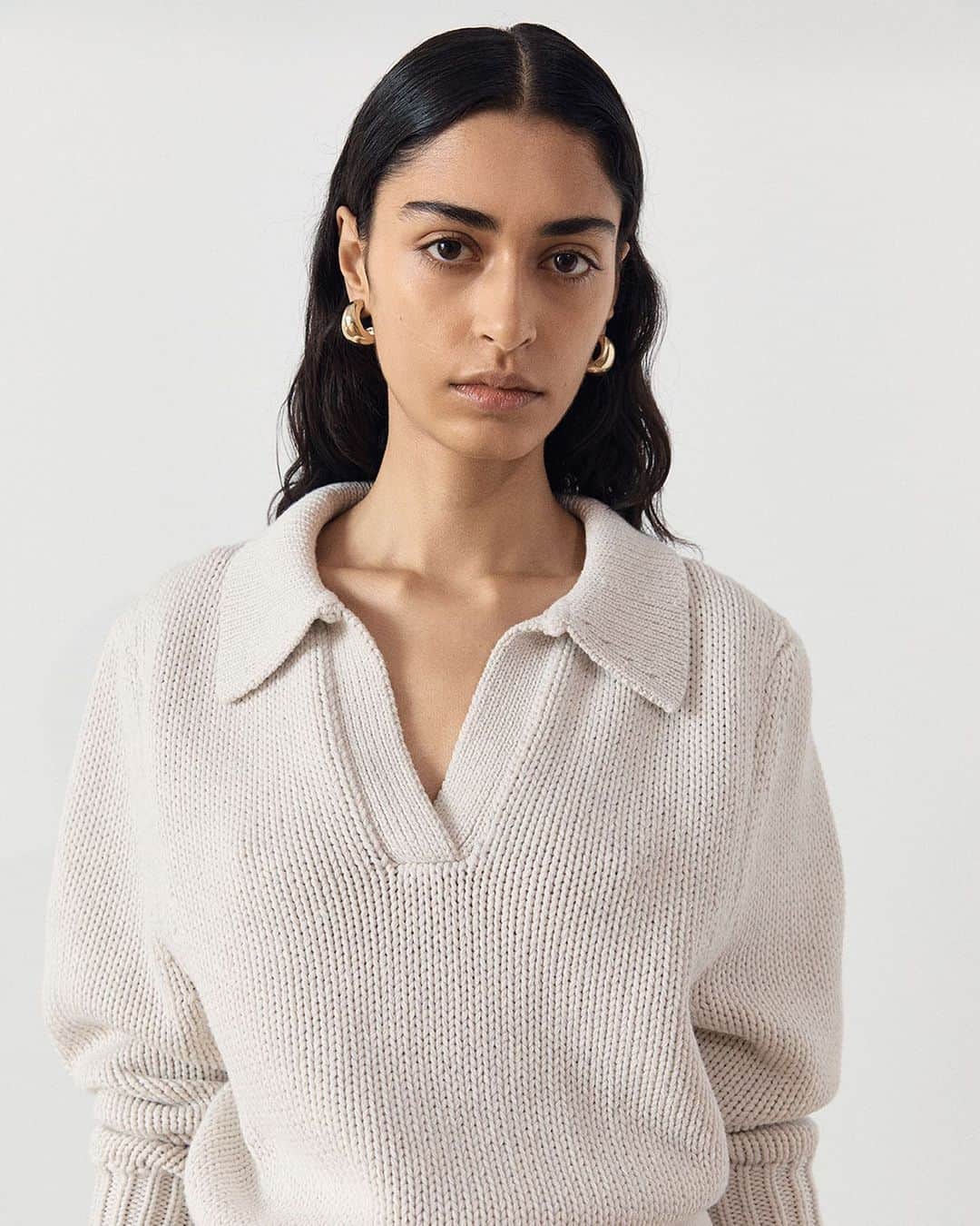 ベイシークのインスタグラム：「new-in knitwear. the cotton merino polo knit.  discover new arrivals from pre collection 21, now available online and in-store.  #bassike」