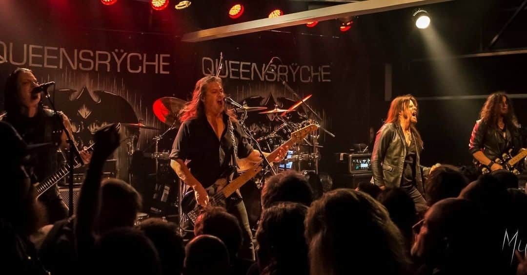 Queensrycheさんのインスタグラム写真 - (QueensrycheInstagram)「#fbf - at Chez Paulette in France in 2016 (photo credit Muche Toolbox) #queensryche #flashbackfriday #france🇫🇷 #theryche #europeantour #memories #goodtimes #wemissthis #wemisstouringsodamnmuch #wemissourrychers」2月6日 8時30分 - queensrycheofficial