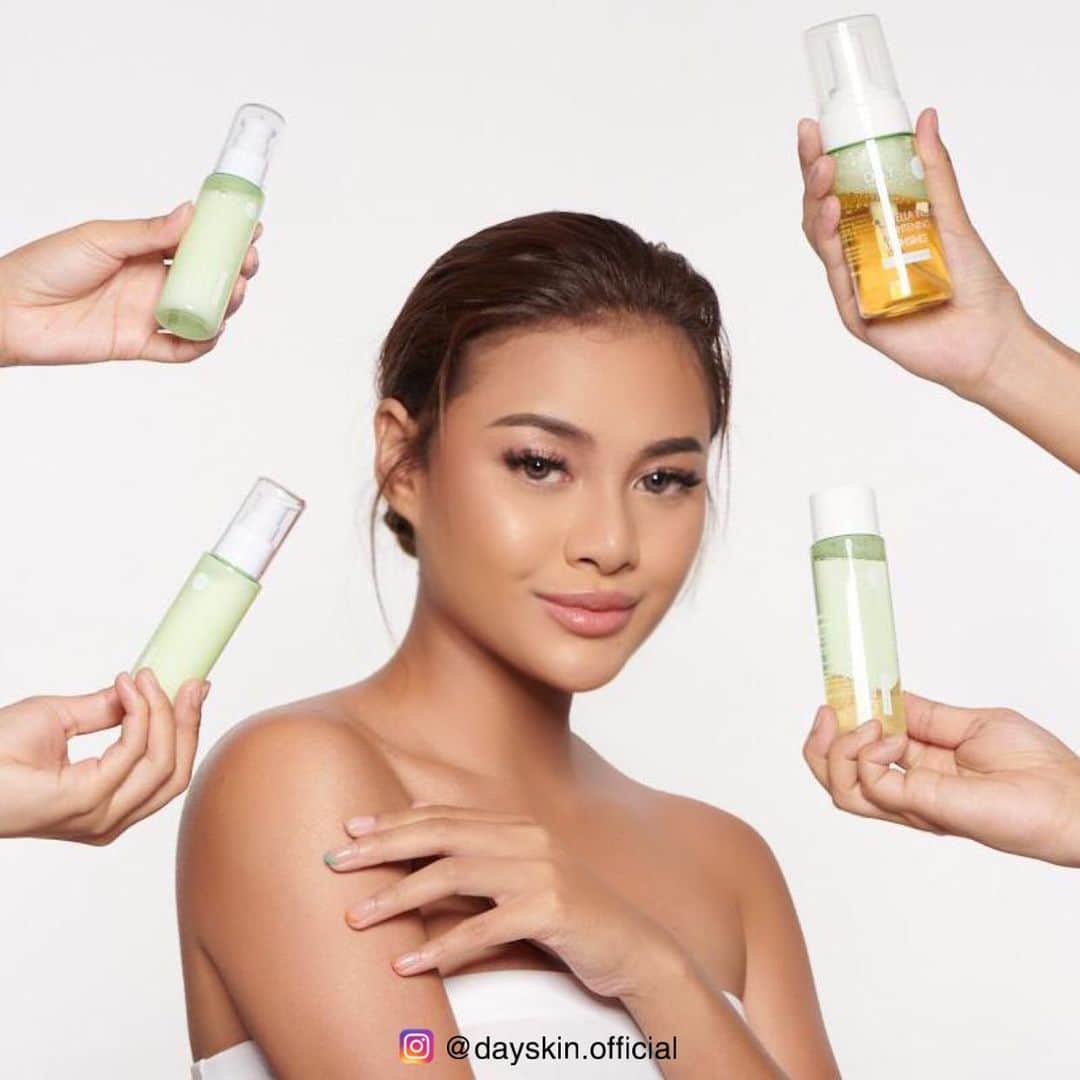 ASHANTY BEAUTY CREAM OFFICIALのインスタグラム：「Semua produk by Ashanty kamu bisa dapatkan di official intagram @ashantyid atau kamu bisa langsung kunjungi dan follow official instagram  masing - masing produk :   • Dapatkan berat badan ideal dan tubuh yang lebih sehat hanya di @ash.juice  • Butuh softlens yang mampu membuat riasan wajah lebih sempurna ? Langsung ke ig @ashantybeautycare.id yaa  • Ingin kulit wajah yang sehat dan berseri ? Kamu bisa langsung ke IG @kcosmetics.official  • Bantu tumbuh kembang anak dengan konsumsi madu @acioplusofficial  • Bulu mata lebih bervolume dengan menggunakan Aurelloly eyelash di @aurellolycosmetics  • Skincare Daily kak loly dan Bunda ? @ashantyid Ashanty Beauty Cream 💙 • Ingin kulit tubuh lebih bersih dan cerah ? Jangan lupa konsumsi collagen drink by @ashbodycare  • Sempurnakan riasan makeupmu menggunakan @ashantybeautycosmetics ❤️  Pesan produk favorite kamu, caranya mudah banget lohh. Kamu bisa langsung click link yang sudah tertera di Bio IG ✨」