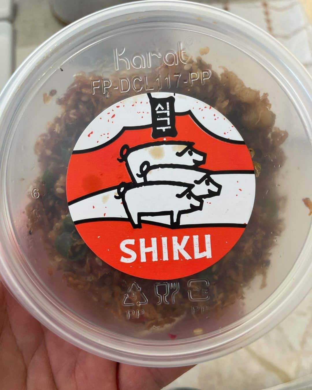 デイビット・チャンさんのインスタグラム写真 - (デイビット・チャンInstagram)「Some of the best banchan I’ve had in a long time. Super tasty food from @shikulosangeles. “Sometimes all you need is 🍚 and banchan”. The 오징어채볶음 was that good...order everything」2月6日 10時31分 - davidchang