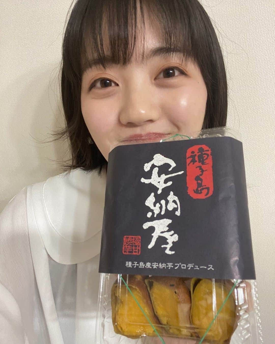 希山愛さんのインスタグラム写真 - (希山愛Instagram)「* SHOWROOMありがとうございました！  始まる前は緊張しとったんやけど めっちゃ楽しくて、 ライブの時のトークみたいな楽しさがありました！  一つ一つの言葉にコメントしてくださって めっちゃ嬉しかったです🥰💗  またSHOWROOMしたいなって思うけん こんなの見たいな〜とかあったら ぜひ教えてください！！🌱  #お芋好きにはたまらん #お芋 #種子島 #安納芋  #希山愛 #ばってん少女隊」2月6日 21時39分 - kiyama_ai_official