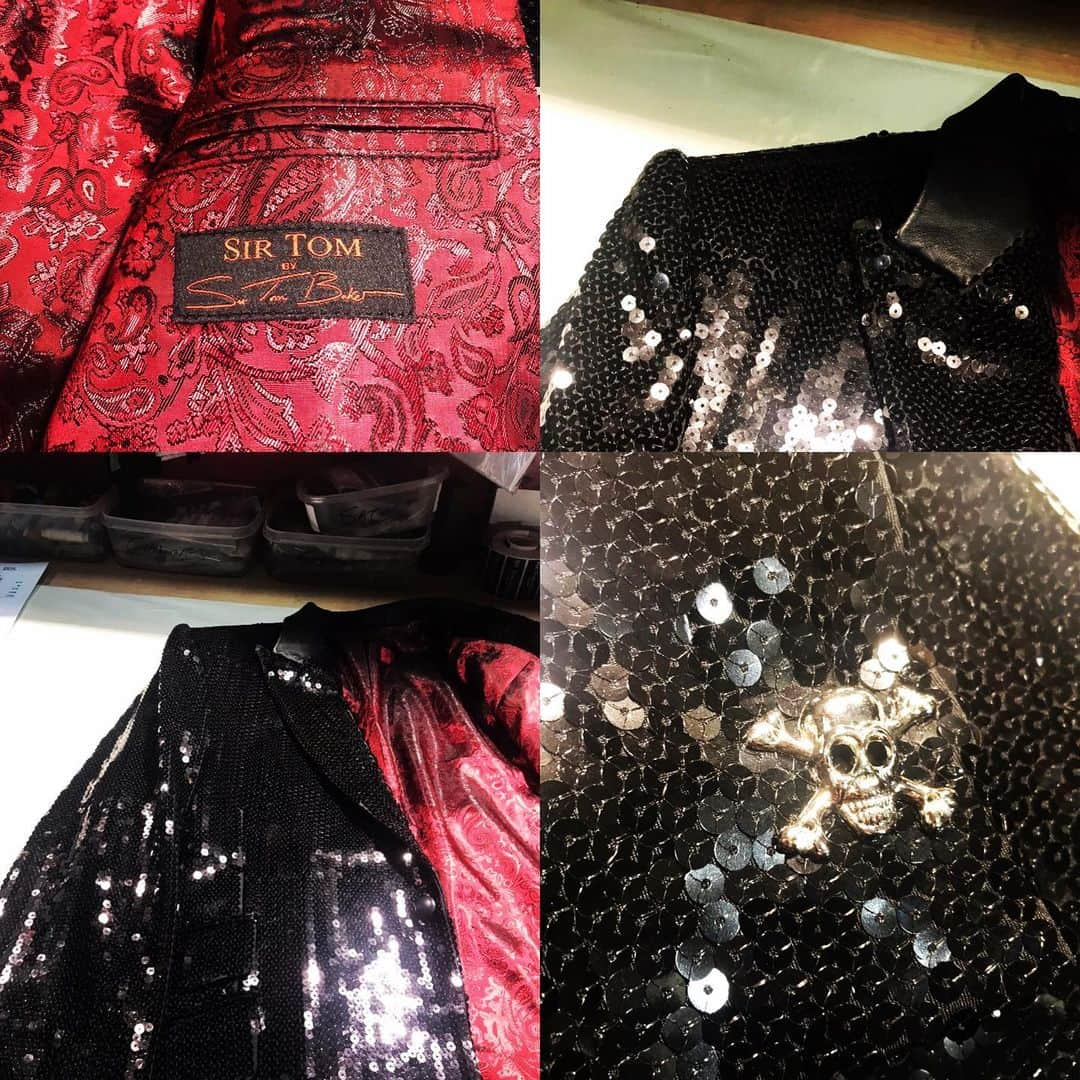 サー トム ベイカーのインスタグラム：「Stock special , sequins . This jacket rocks !」