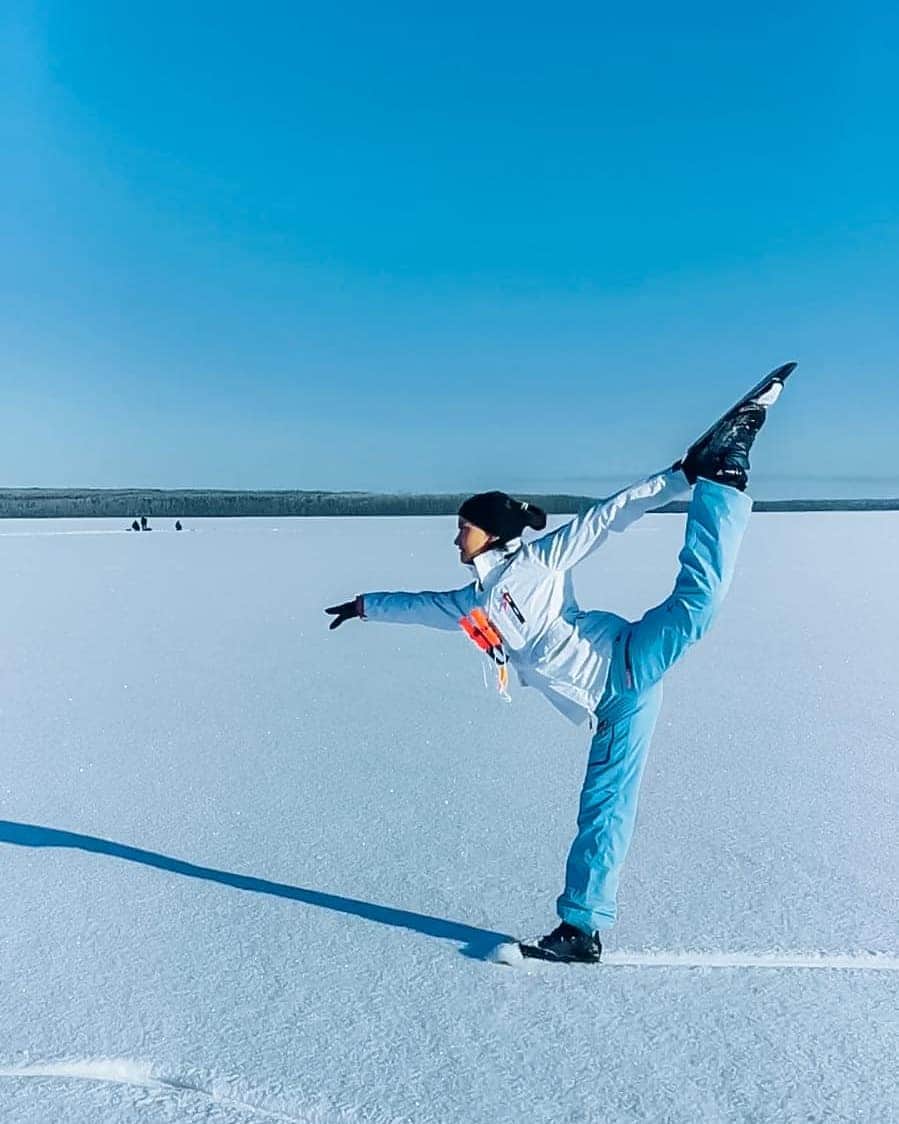 アンネ・リネ・ヤシェムのインスタグラム：「New skates ⛸😊」