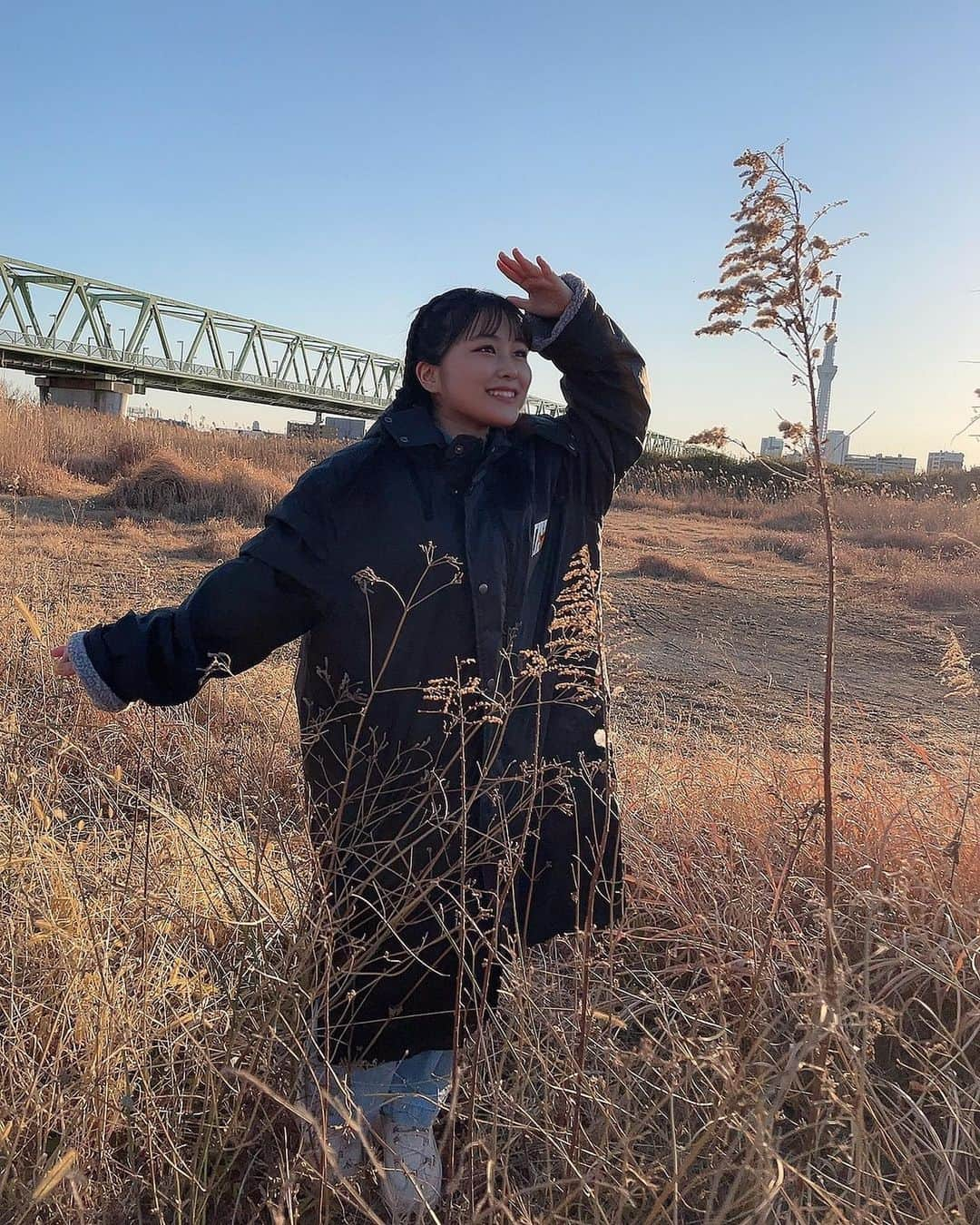 島崎友莉亜さんのインスタグラム写真 - (島崎友莉亜Instagram)「🌾🌾 #背比べ #すすき #ススキ #offshot」2月6日 14時45分 - yuria_shimazaki_uug2ki