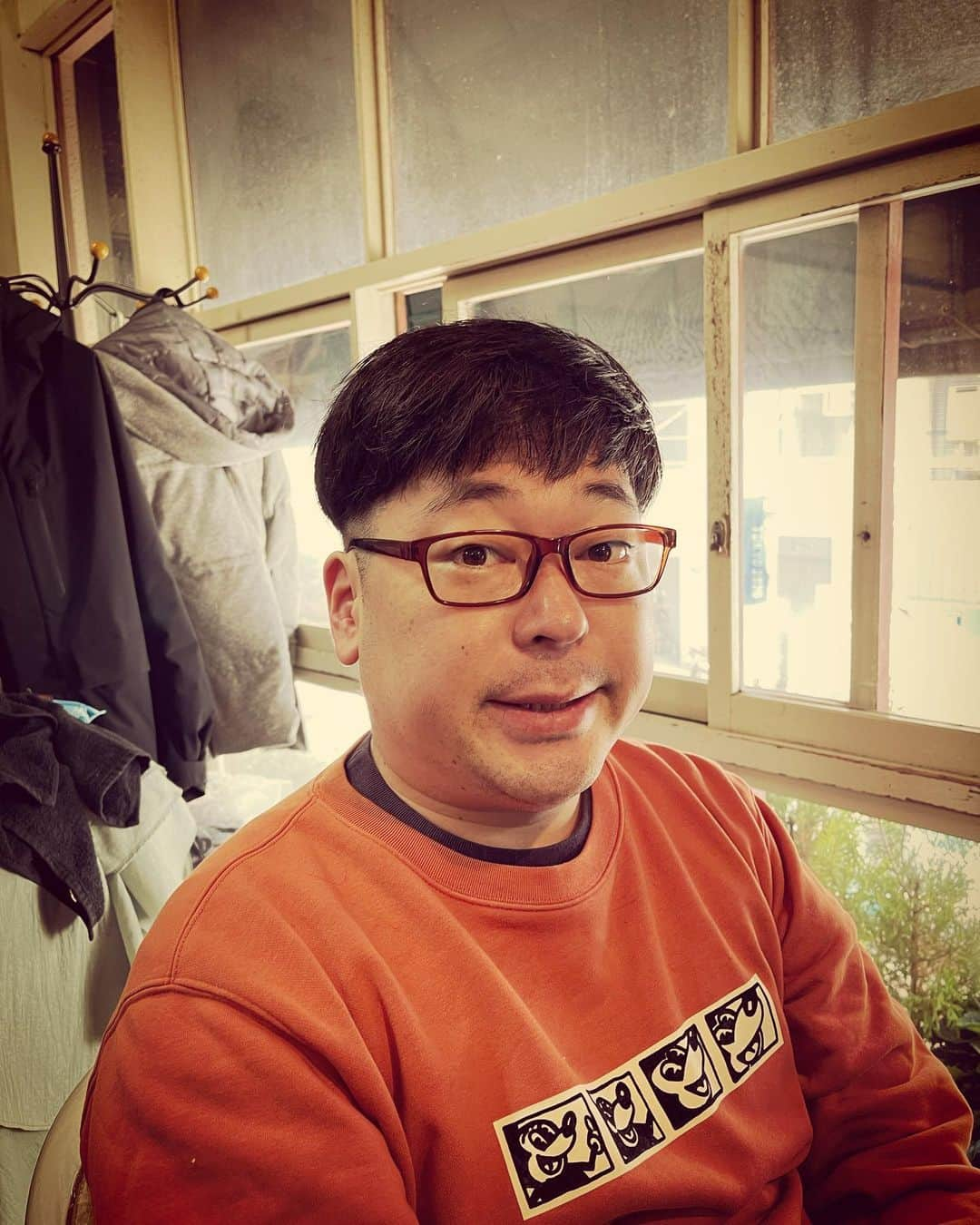 杉本知香さんのインスタグラム写真 - (杉本知香Instagram)「スッキリ✂️✨  #中目黒美容室 #ムーディ勝山 #右から左へ受け流す  #チャラチャッチャッチャラッチャー 🎤 #天津向#天津#オタク界のカリスマ  #東MAX#東貴博」2月6日 14時50分 - sugimotoc