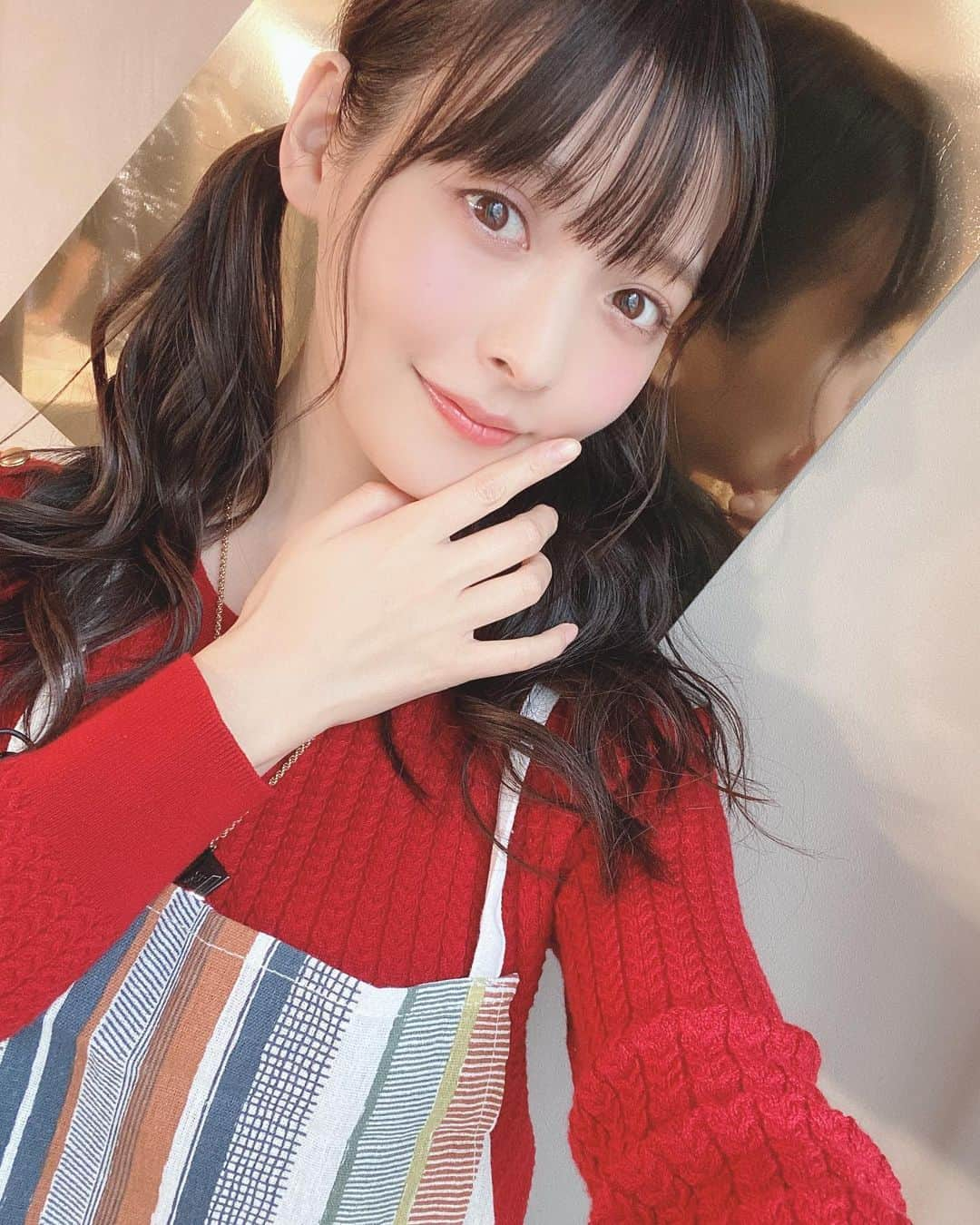 上坂すみれさんのインスタグラム写真 - (上坂すみれInstagram)「エプロンを普段からしている人はすごいえらいと思います よい週末をお過ごしください、同志⌒°( ´∀`)°⌒  #上坂すみれ」2月6日 16時13分 - uesaka_sumire