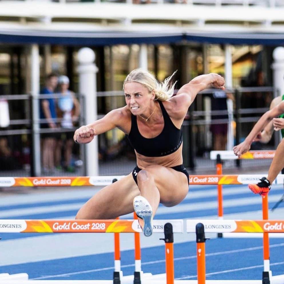 エラ・ネルソンさんのインスタグラム写真 - (エラ・ネルソンInstagram)「Guys my girl just qualified for the OLYMPICS !!! 😭😭🥺❤️ 12.84 +1.0 / season opener. Resilience, dedication, and hard work are all deeply part of @lizclay_ ‘s character and continue to shine with the incredible path her career is taking. So bloody proud 🔥🔥 WHAT A LEGEND 🇦🇺」2月6日 16時57分 - ellanelson200