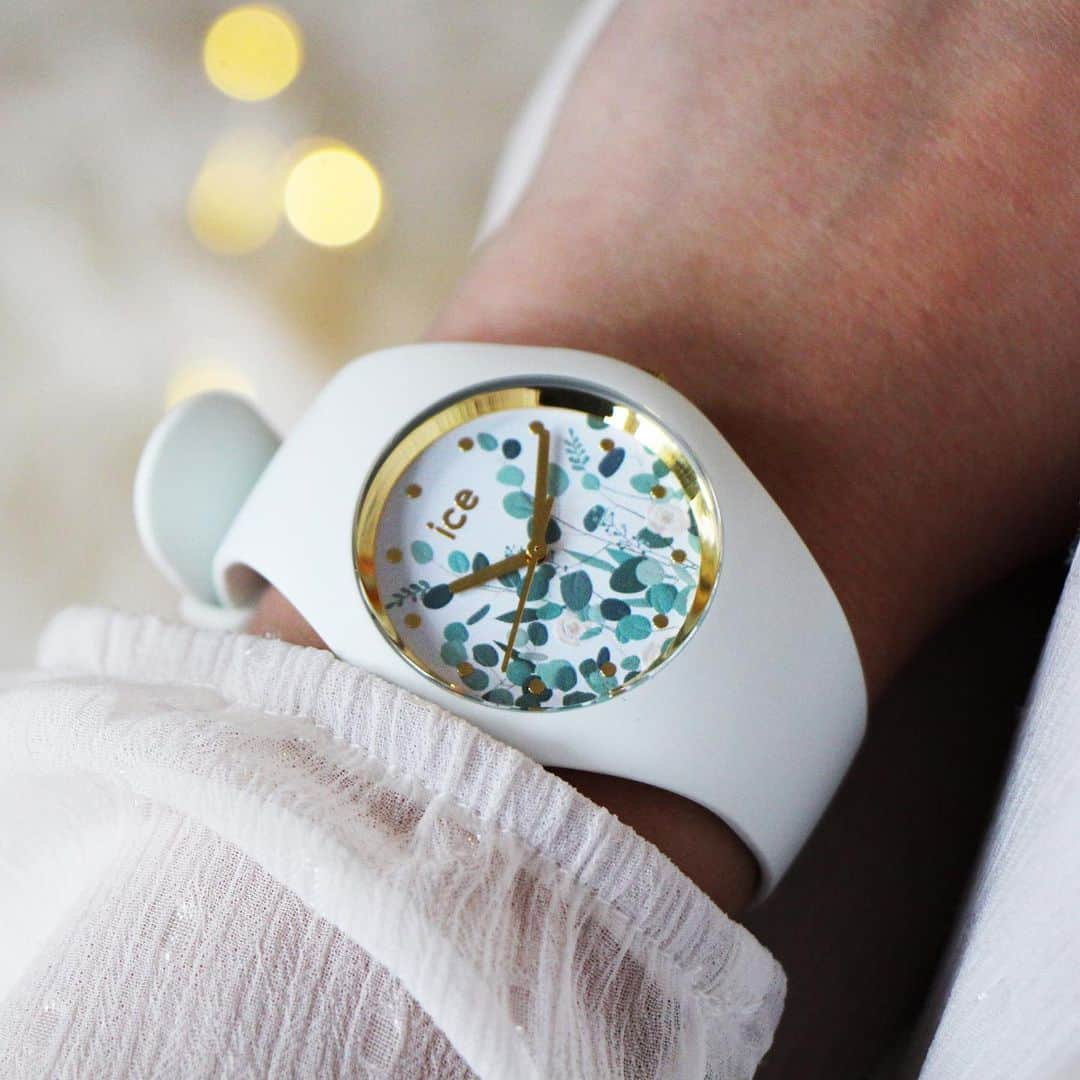 アイスウォッチさんのインスタグラム写真 - (アイスウォッチInstagram)「Wear flowers, no matter the season or time 💐🌼 #icewatch #changeyoucan #iceflower #flowers #flowerspower #happiness #bouquet #lifestyle #women #goodvibe #colourful」2月6日 17時01分 - icewatch