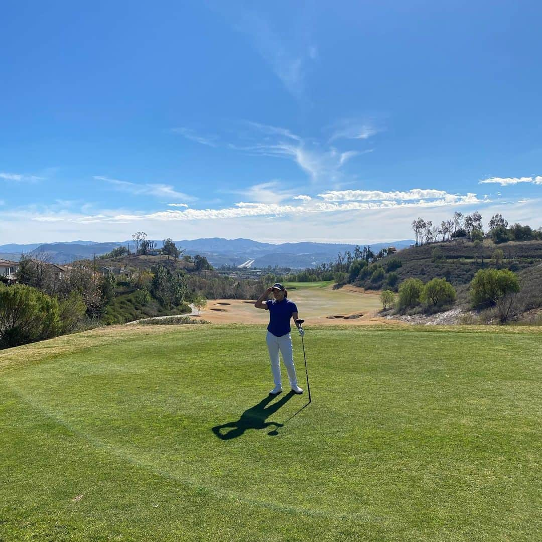 イリー・リーさんのインスタグラム写真 - (イリー・リーInstagram)「Not bad for a golfer who play once a month lol first golf of the year. #golfer #girlsgolf #golfswing #la #엘에이 #골프 #일상 #여자골프 #골프스윙」2月6日 17時19分 - ilheelee