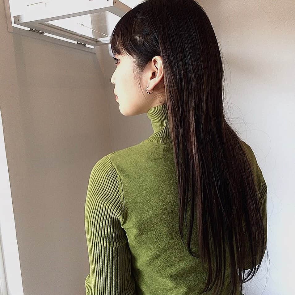夏目花実さんのインスタグラム写真 - (夏目花実Instagram)「エクステ60本🐅 ゆうきくん（ @logyuuki )いつもありがとうございます♡ メンズカットも女の子のヘアも、 とっても上手で丁寧なところが大好き！  渋谷L.O.G（ @log_shibuya ）」2月6日 17時27分 - natsume_hanami