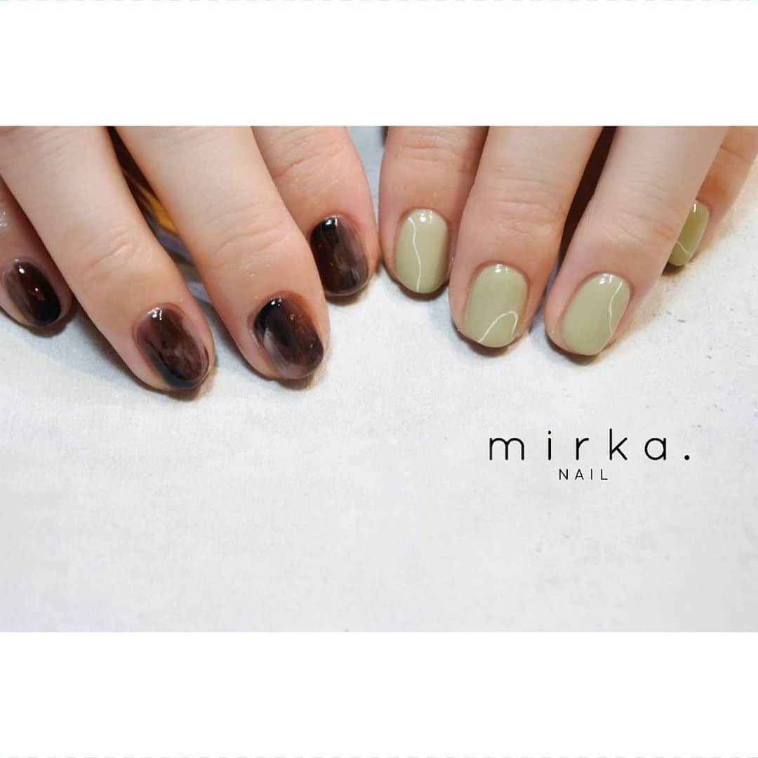 mirka. NAIL(ミルカネイル)さんのインスタグラム写真 - (mirka. NAIL(ミルカネイル)Instagram)「﻿ brown × pistàcchio 〻﻿ ﻿ ﻿ ﻿ ﻿ ﻿ -----------------------------------------﻿ ﻿ ご予約、お問い合わせは﻿ LINE ID→@mirka.nail(@含む)まで。﻿ 直近の空き状況やご予約方法、そのほか詳細はLINEの投稿をご覧ください。﻿ ﻿ オーダーネイルチップのご注文もお気軽にお問い合わせ下さい。﻿ ﻿ ﻿ 感染予防対策をしっかり行ったうえでお客様をお迎えしております。﻿ ﻿ 〈感染予防の取り組み〉と〈お客様へのお願い〉を﻿ ハイライトにてまとめておりますので、ご確認くださいませ◡̈﻿ ﻿ ﻿ ﻿ #mirkanail#nails#nail#nailart#naildesign﻿ #ショートネイル#ネイルアート#ネイルデザイン#ネイル#大人ネイル#シンプルネイル#オフィスネイル#ニュアンスネイル」2月6日 17時33分 - mirka.nail