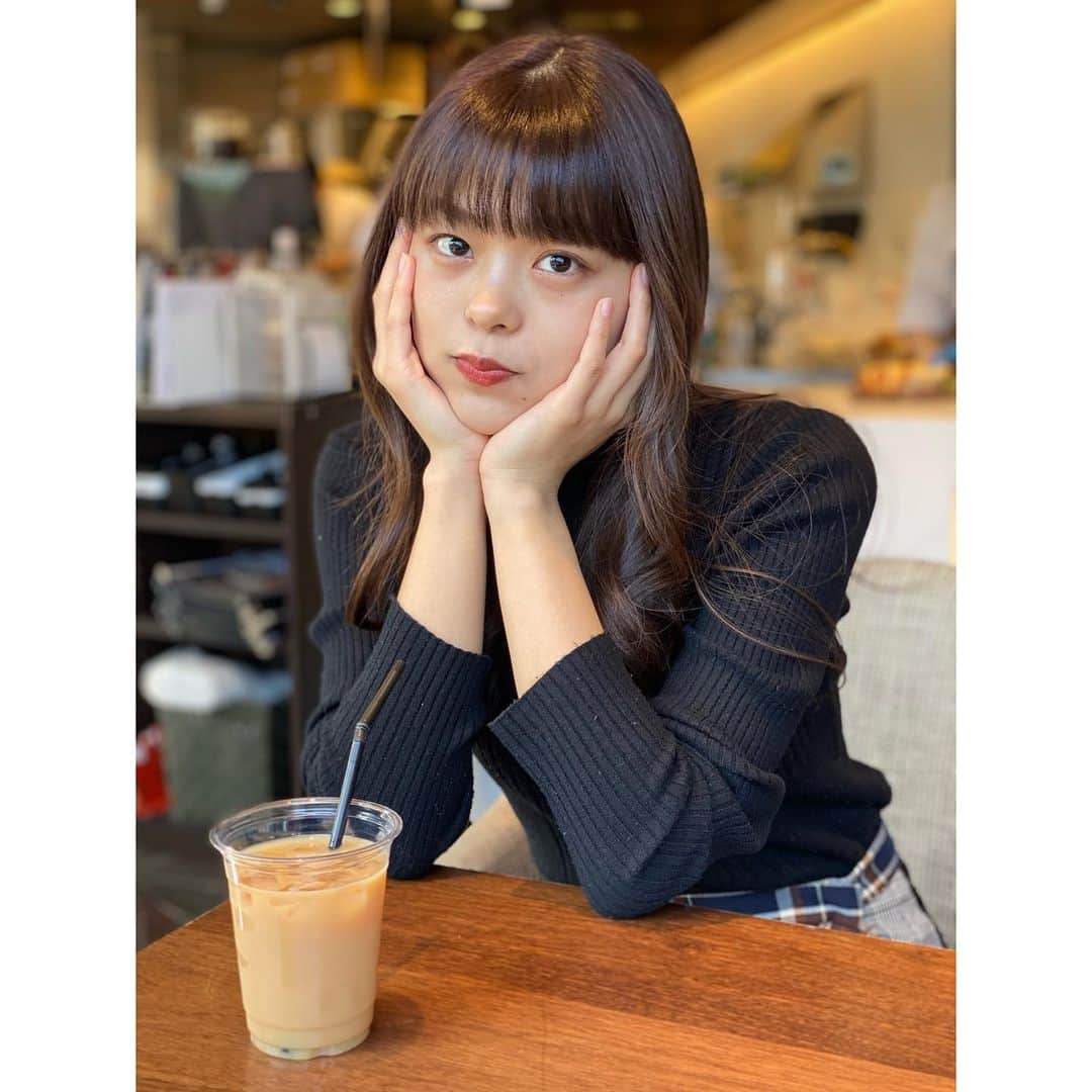 川田明日未さんのインスタグラム写真 - (川田明日未Instagram)「カフェ☕️🍰  銀座にある東京ビアンコデンタルクリニック駅近に、ある たった10分で効く最新のホワイトニングに行ってきました(ﾟωﾟ)  最高濃度の薬剤を使ってるみたいです！  1回でも効果あるので、おすすめだよー！ 全体的に、歯が白くなって女子力アップできました笑  今回特別に私のSNS見ました！と予約時に伝えてもらうとお安くなる特典をいただきました！  私と同じ種類の最新ホワイトニング✨ 初回通常20,000円→10,000円 になるみたいです！ 歯の白さで印象結構変わるので、 可愛くなりたいこ、垢抜けたいこ、におすすめです^ ^  予約はこちらから〜↓ ★東京ビアンコデンタルクリニック銀座★ 東京都中央区銀座2-8-17 ハビウル銀座Ⅱ 7階 (Daniel Wellingtonのビル) 📞03-6263-0438  #ホワイトニング  #ロングヘア  #ニットコーデ  #カフェ  #恵比寿カフェ」2月6日 17時36分 - asu.min_