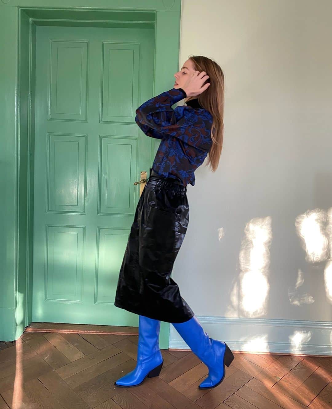 デイビルゲールエミッケルセンのインスタグラム：「@trinekjaer_'s favourite pieces from our Autumn Winter 2021 collection.⁠ ⁠ #imagineanewDAY #DAYbirgeretmikkelsen #CPHFW #AW21」
