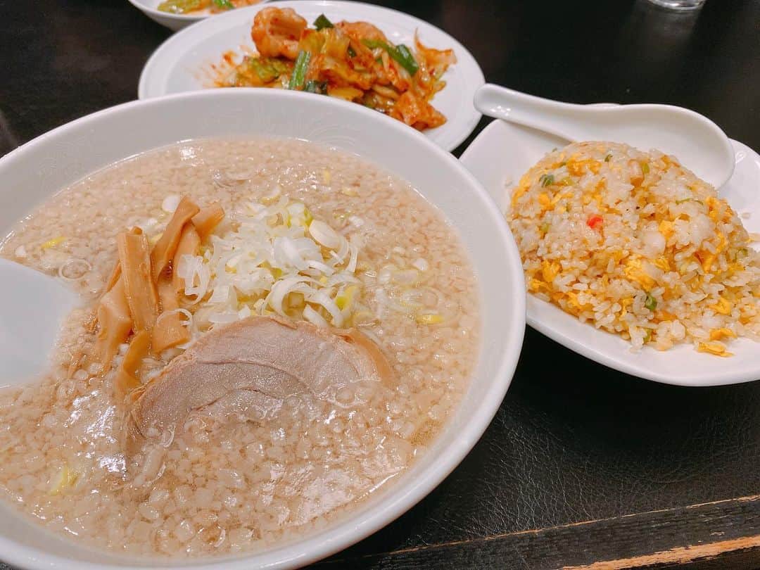 七海さんのインスタグラム写真 - (七海Instagram)「最高に幸せな食事... ラーメンて本当にやめられない... ・ ・  #ラーメン #拉麵」2月6日 17時43分 - nanami_bwmg