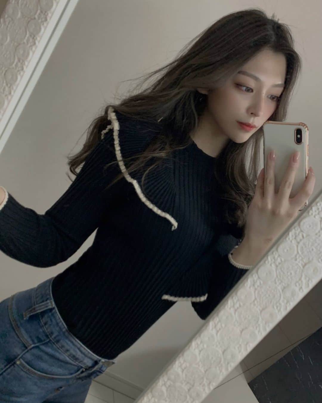 ミナさんのインスタグラム写真 - (ミナInstagram)「お気に入りのtops❤︎  #fashion #tops #knit  #韓国ファッション #koreanfashion」2月6日 18時13分 - mn37.99