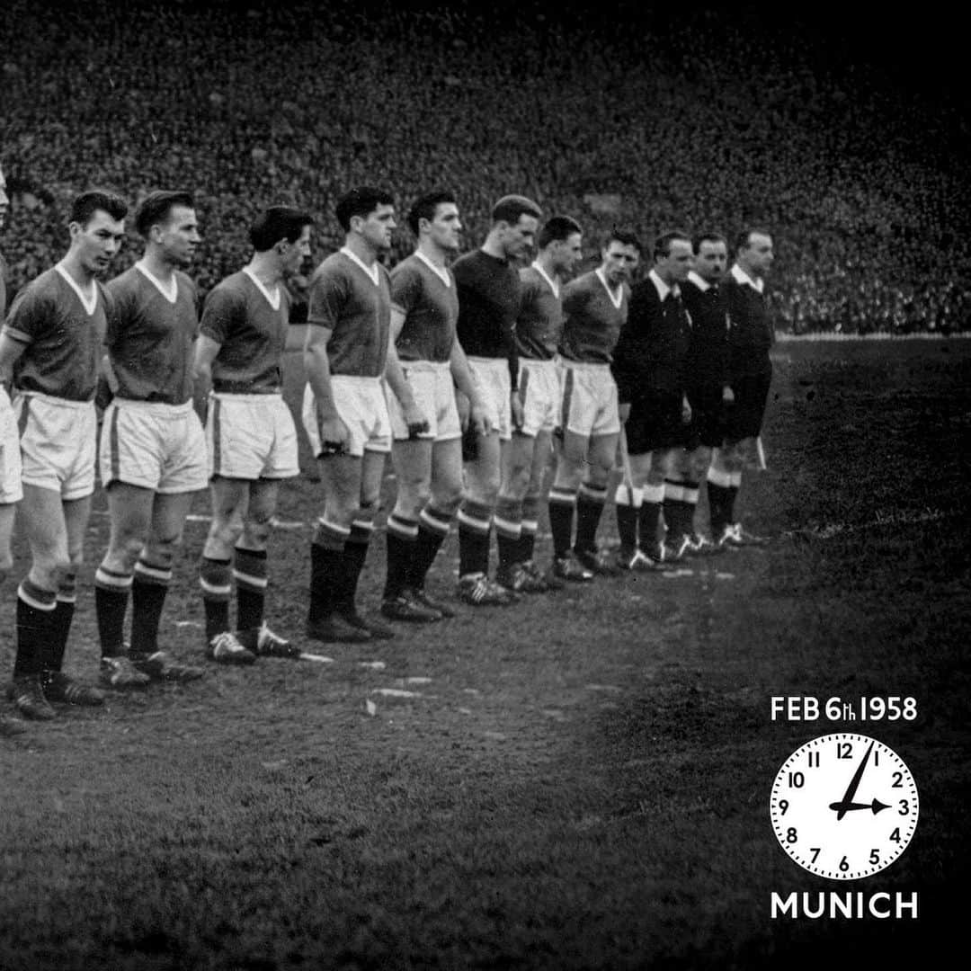 リオ・ファーディナンドさんのインスタグラム写真 - (リオ・ファーディナンドInstagram)「Always remembered. Never forgotten.  #FlowersOfManchester」2月6日 18時11分 - rioferdy5