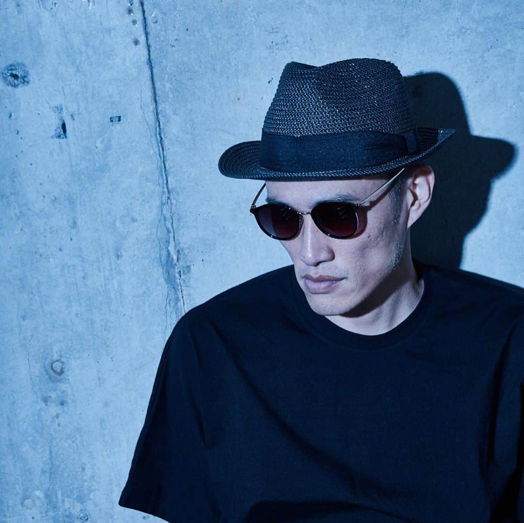 KOHSHIのインスタグラム：「いつもお世話になっているZephyrenの「2021 Summer Collection 」が発表されました！  是非チェックしてみて下さい👀  https://store.zephyren.com/products/list.php?category_id=87  #flow #kohshi #zephyren」