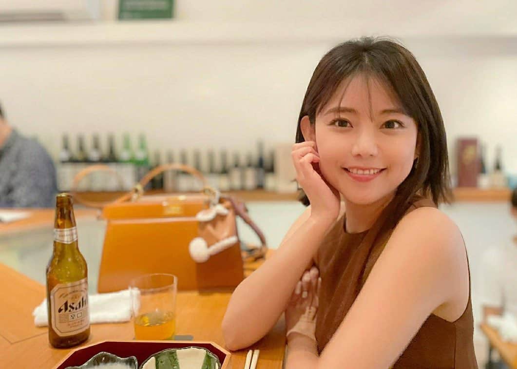 林村ゆかりのインスタグラム：「週末お楽しみの外食✨🍻 シンガポールは食に困らないの良いね。 I was looking forword to japanese food on the weekend.  #singapore#シンガポール#シンガポール生活#singaporerestaurant#シンガポール和食#シンガポールレストラン#六酣東京#rockontokyo#ビール女子」