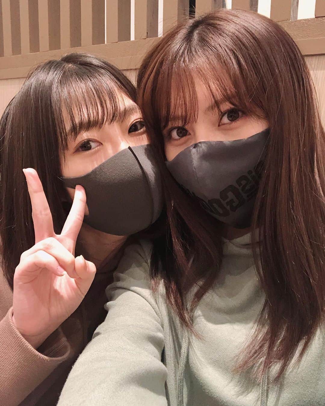 川添りなのインスタグラム：「黒マスクまん😷🖤」