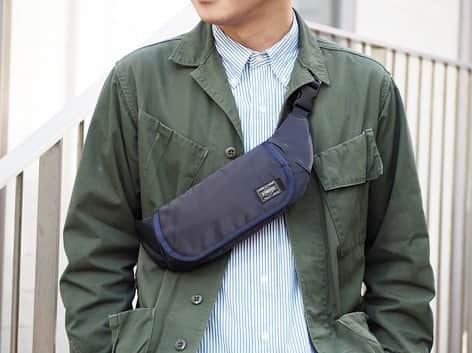B JIRUSHI YOSHIDAさんのインスタグラム写真 - (B JIRUSHI YOSHIDAInstagram)「【REARRIVAL】 〈KAPTAIN SUNSHINE × PORTER〉 "TRAVELER FANNY BAG" ・ 人気の＜KAPTAIN SUNSHINE＞と＜PORTER＞のコラボレーションコレクションより、名作トラベラーファニーバッグが再入荷。 ・ 薄マチでフラップ付きというファニーパックとしては珍しいタイプ。ストラップを調節すれば、肩がけでもウエストポーチとしても使用可能です。長財布やスマートフォンなどを収納可能な今欲しいワンマイルバッグです。 ・ 素材には、＜PORTER＞らしいボンディングされたナイロンツイルを採用。また、＜PORTER＞ブランドタグの横にブラックの単色で作られたキャプテンサンシャインのピスネームも付属します。 ・ こちらのアイテムは現在ビームス 新宿、ビームス 梅田にて開催中のBAGGAGE CLAIMでもご覧いただけます。 ・ COLOR:BLACK、OLIVE、 NAVY ¥13,000+TAX  #bjirushiyoshida #B印YOSHIDA #代官山 #daikanyama #TOKYO #BEAMS #ビームス #yoshidakaban #吉田カバン #ポーター #porter #비지루시요시다 #도쿄 #다이칸야마 #빔스 #빔즈 #포터 #데일리룩 #백팩 #kaptainsunshine」2月6日 19時17分 - bjirushiyoshida