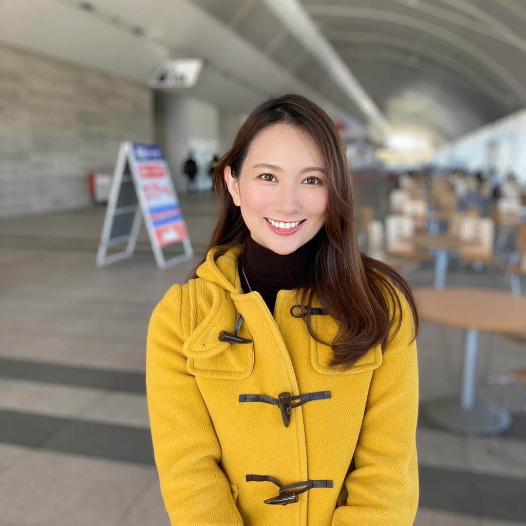 Sasaki Erikaのインスタグラム：「❤︎﻿ ﻿ 先日、嬉しすぎるお届け物が事務所に届きました🥰﻿ ﻿ ﻿ ﻿ この間フジテレビの『魔女に言われたい夜』に﻿ 出演したのですが…✨﻿ ﻿ ﻿ ﻿ その時、引っ越し真っ最中で﻿ どうしてもテレビが映らず﻿ 録画が出来なくて困っている様子を﻿ ストーリーに投稿したところ…﻿ ﻿ ﻿ ﻿ ﻿ 20代の頃にやっていた﻿ ブログ時代から見てくださっている@m_h.sachi さんが﻿ なんと！ご丁寧にDVDをお送りくださいました🥺❤︎﻿ ﻿ ﻿ ﻿ ﻿ 素晴らしく丁寧に梱包して頂き﻿ さらに本当にうれしいお手紙付きで🥺🥺🥺﻿ （うれしすぎるるる）﻿ ﻿ ﻿ ﻿ ﻿ DMはよく頂くし、それもとってもうれしいのですが…﻿ ﻿ お手紙を頂いたのは初めてで﻿ 感激してしまいました😍﻿ ﻿ ﻿ ﻿ ﻿ @m_h.sachi さん❤️ 心のこもったプレゼント﻿ 本当にありがとうございました🥺❤️﻿ ﻿ ﻿ ﻿ ﻿ご覧頂きDMやコメント下さった皆様も 本当にありがとうございました🥰  ﻿ #感激です #お礼投稿 #美容家」