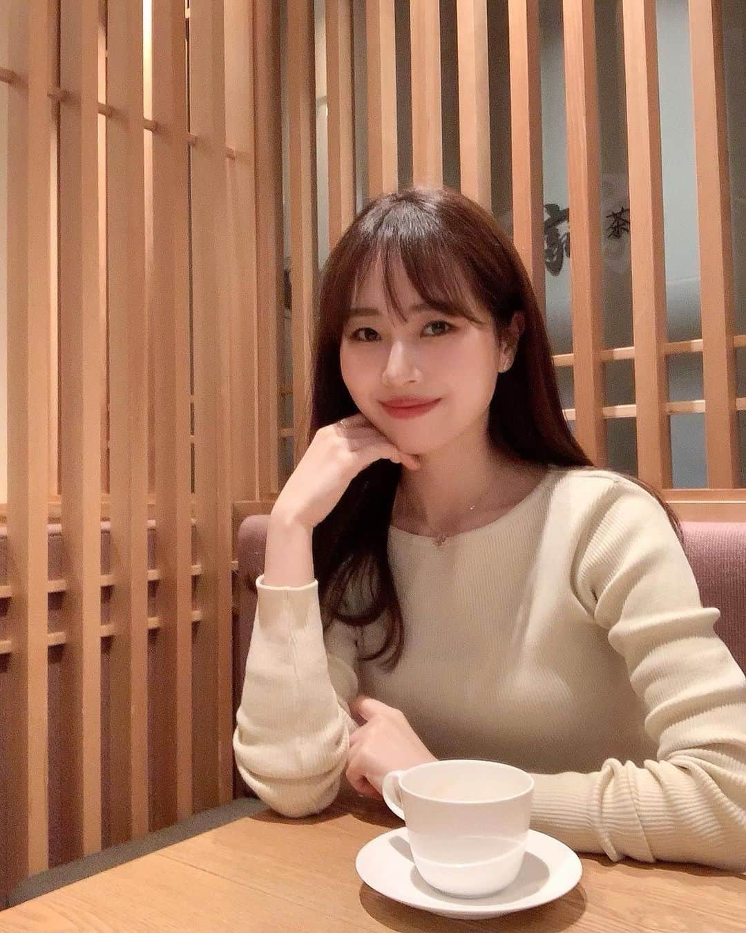 ハンナミのインスタグラム：「◟̆◞̆✨  今日は暖かった 🌸」