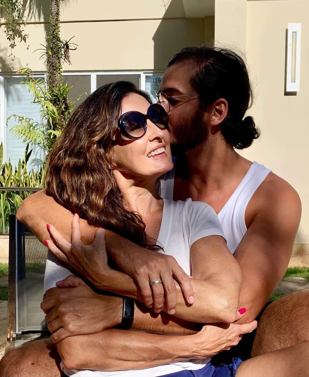 ファチマ・ベルナルデスのインスタグラム：「Só pra alimentar a saudade. Tão presente entre nós. ❤️ #cadaminutoimporta」