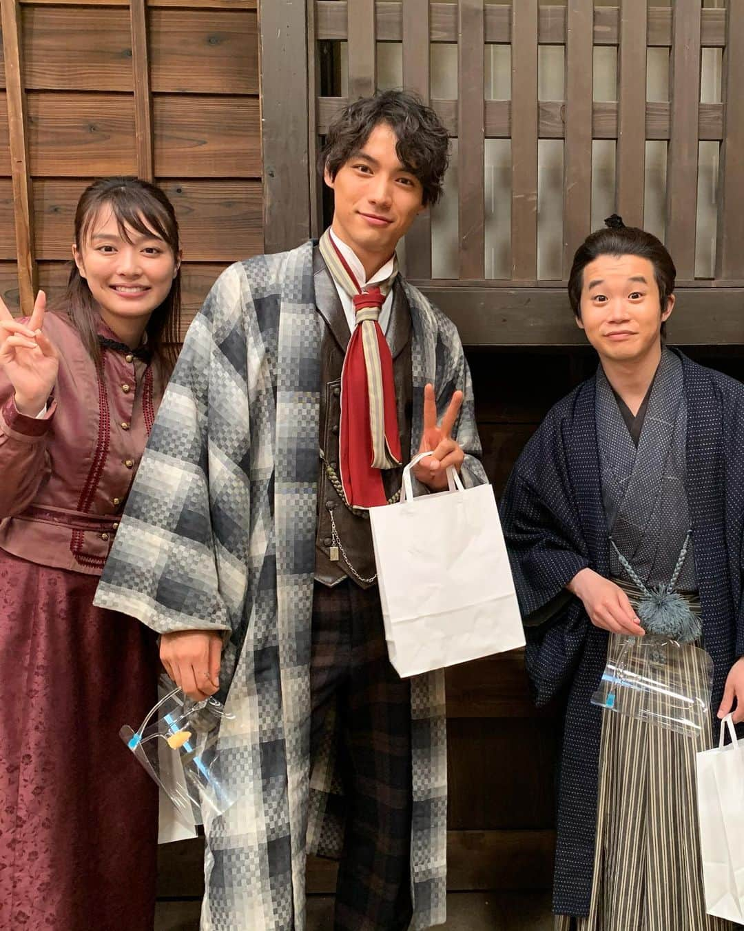 福士蒼汰さんのインスタグラム写真 - (福士蒼汰Instagram)「素敵なキャスト☀️」2月6日 20時35分 - fukushi_sota_official