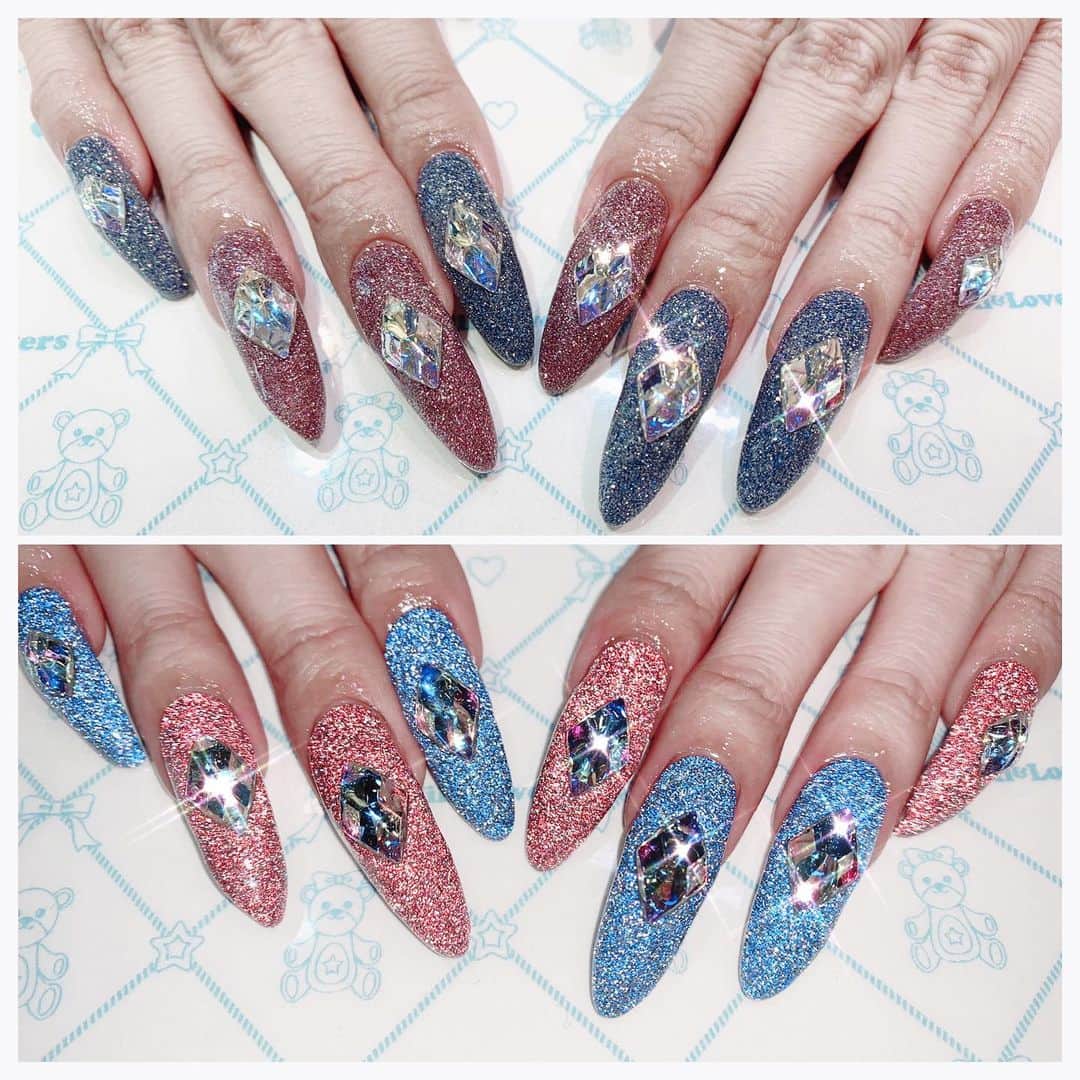 mamijinguのインスタグラム：「自爪さんもONOFF📸 @icegelnail  @icegel_japan   #jillandlovers #nail #nailart #paragel #gelneil#gel #ネイル #ネイルアート #me #look #love #かわいい」