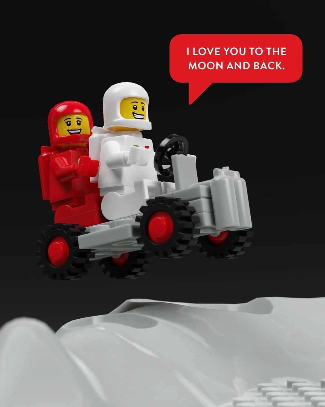 LEGOさんのインスタグラム写真 - (LEGOInstagram)「How would you finish the sentence "I knew we just clicked when..." to describe your LEGO love story? @chroniclebooks  #LEGO #ChronicleBooks #WeJustClick #Valentine #BeMyValentine」2月6日 21時00分 - lego