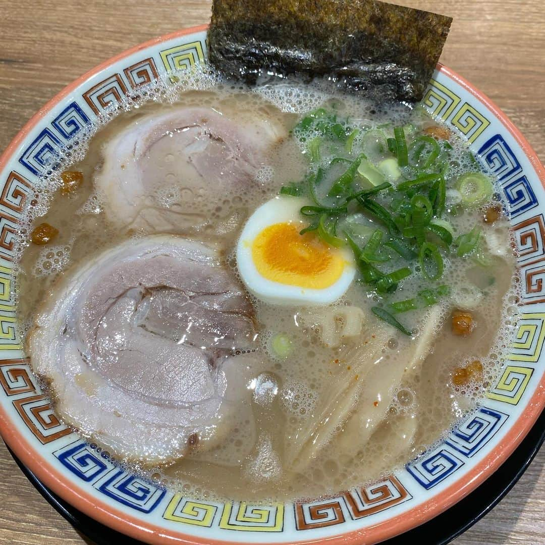 宮川大輔さんのインスタグラム写真 - (宮川大輔Instagram)「#久留米 #大砲ラーメン #食べたい #食べたい #食べたい」2月6日 21時04分 - miyagawadai