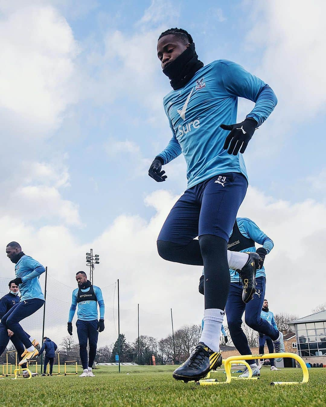 ミシー・バチュアイさんのインスタグラム写真 - (ミシー・バチュアイInstagram)「AT WORK 🦅」2月7日 6時39分 - mbatshuayi