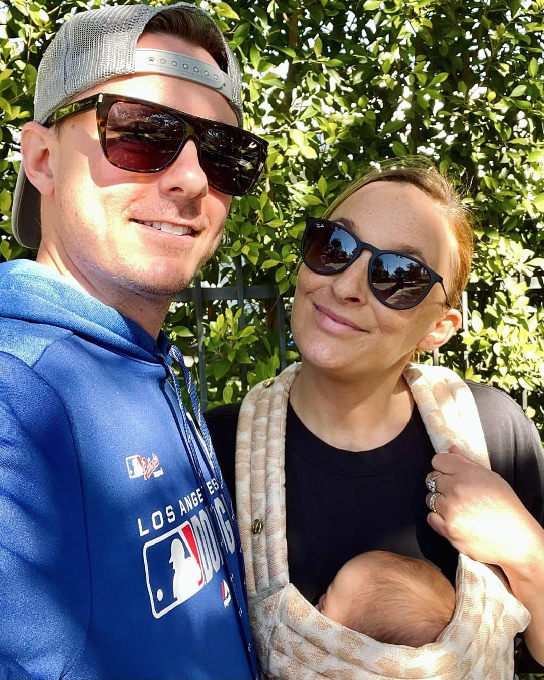 Gaby Dalkinのインスタグラム：「Four weeks as a family of 3!! Just slightly sleep deprived but wouldn’t change it for the world! 🤍」