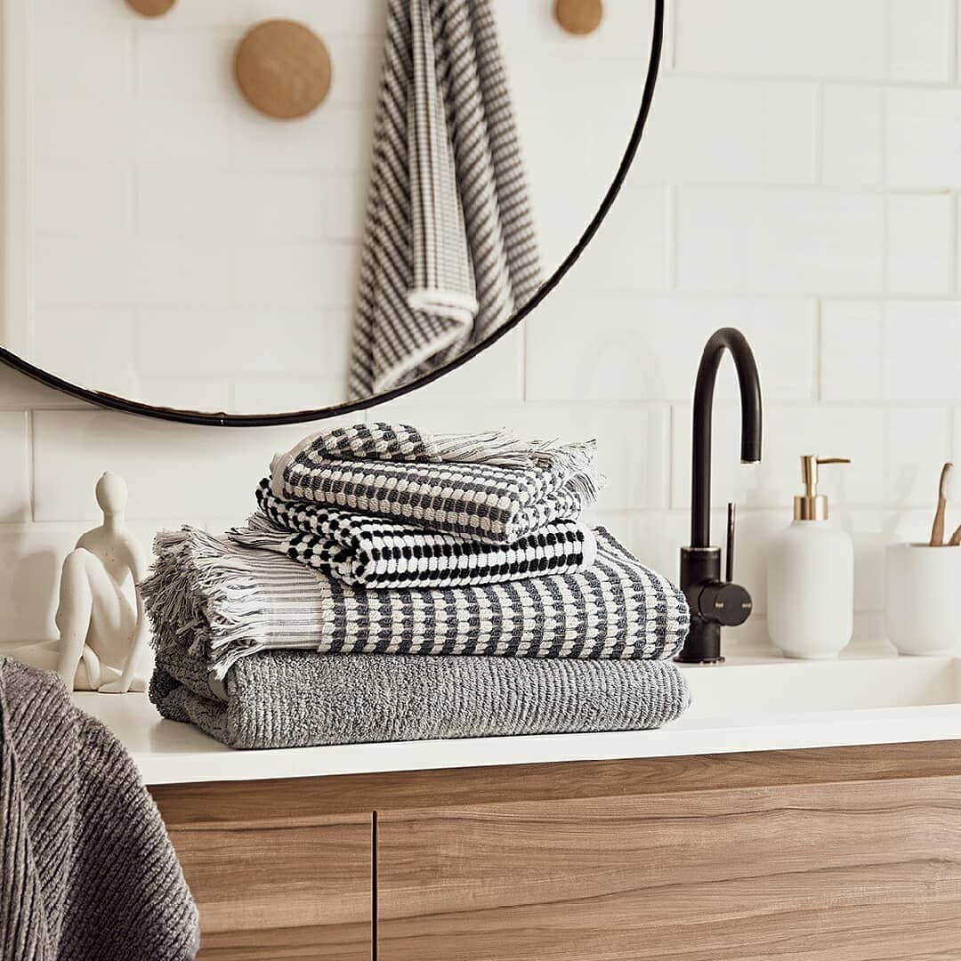 Target Australiaさんのインスタグラム写真 - (Target AustraliaInstagram)「​Taking inspiration from the simplicity of nature, the limited-edition Sanctuary Collection forms a calm, organised space to refresh mind and body. Enjoy 20% off selected homewares - ends today* Link in bio 🎯♥️ #targetaus #targetaushome   Offer ends 7/02/21. Conditions Apply. See website for details.」2月7日 7時09分 - targetaus