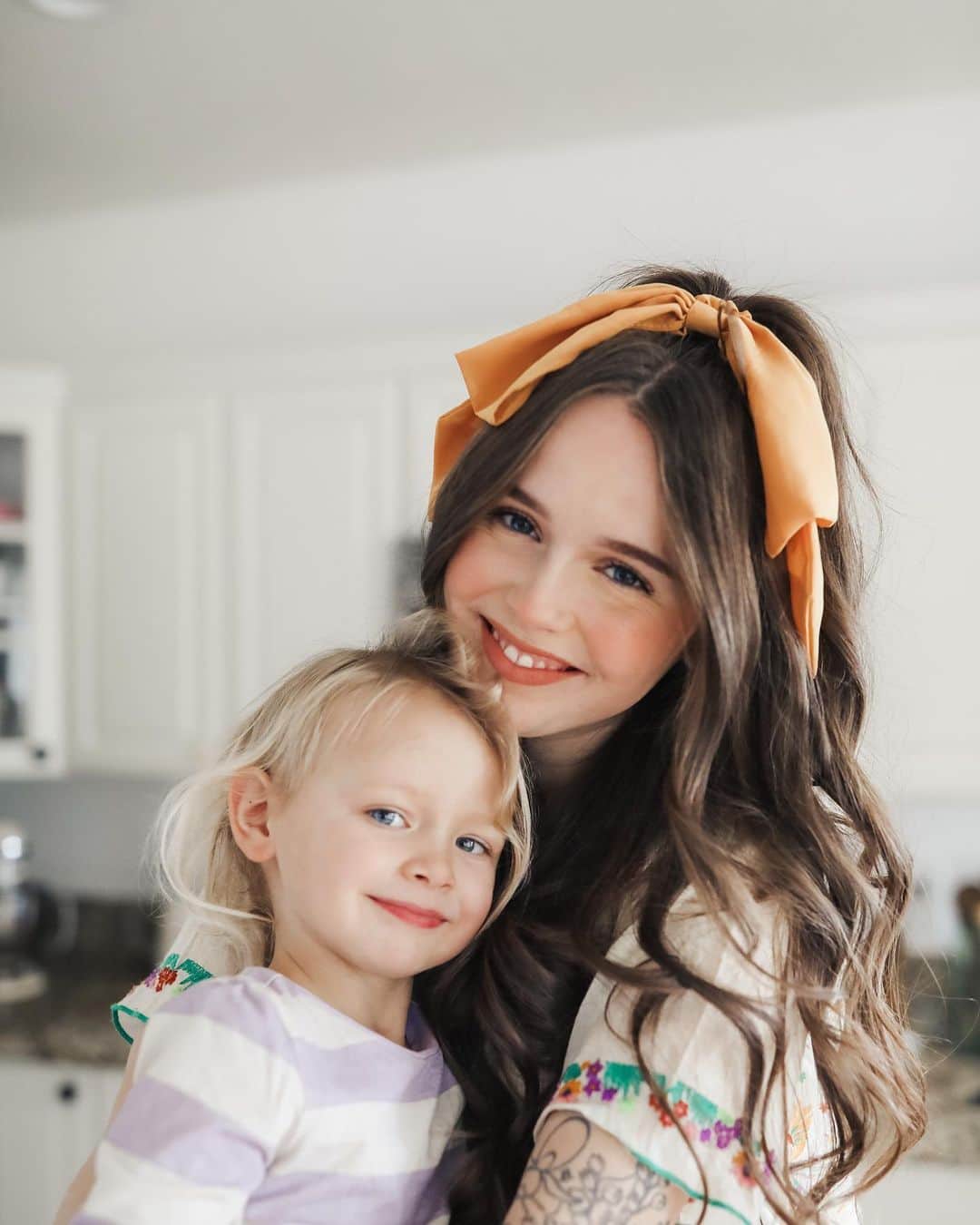 Acacia Brinleyのインスタグラム：「I can’t believe she’s almost 4 😭 she has requested a fairy party like tinker bell (even though we’re still 3 months out and she’ll probably change her mind by then😂)」