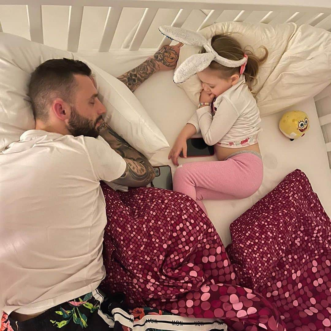 マルセロ・ブロゾビッチのインスタグラム：「👨‍👧❤️」