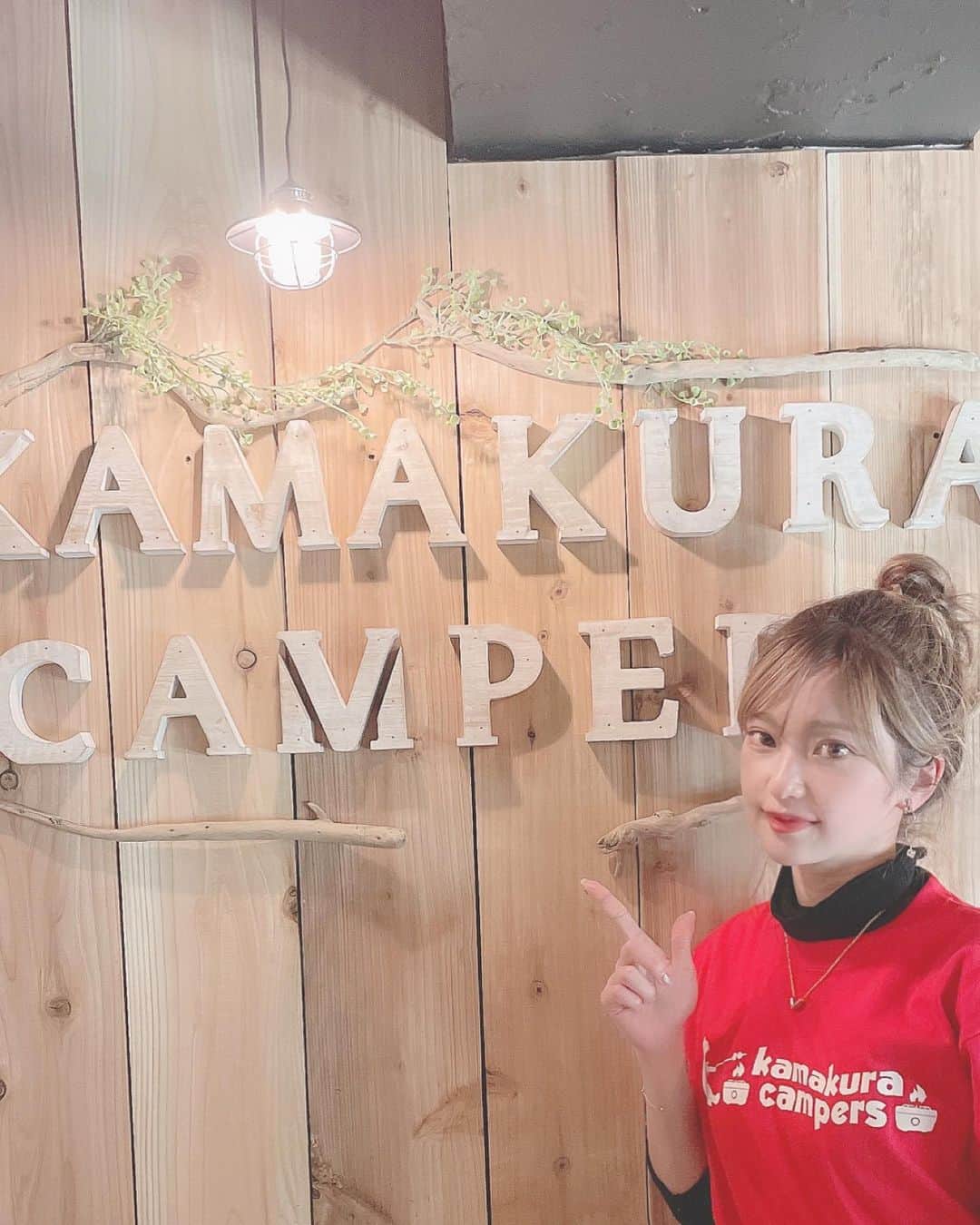 一鷹杏奈さんのインスタグラム写真 - (一鷹杏奈Instagram)「@kamakura.campers  いってきたよぉ💕 オリジナルTシャツももらっちゃった😜👍✨  キャンプ飯美味しかったぁー！ 鎌倉キャンパーズって名前だけど 横浜の関内にあるよー！  雰囲気もめっちゃおしゃれだし キャンプ行きたいけど、寒いから 行った気分になれていいね👍  明日はゴルフ⛳️ 久々行ってくるよ！  #鎌倉キャンパーズ #camakuracampers #キャンプ飯 #鎌倉campers」2月6日 23時05分 - annaichitaka