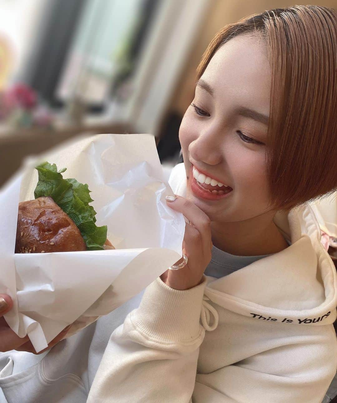 工藤菫さんのインスタグラム写真 - (工藤菫Instagram)「ハンバーガーしか勝たん🍔  #アプガ」2月6日 23時08分 - uugirl_new_sumire